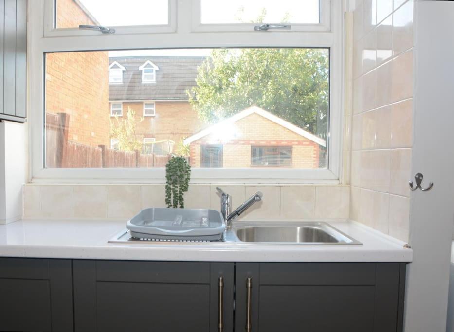 Hébergement de vacances 3 Bed House In The Heart Of Palmers Green, Londres